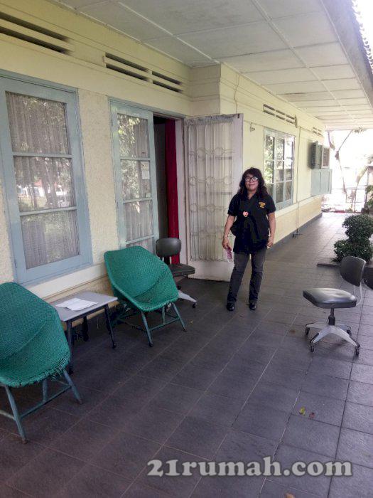 Rumah heritage strategis di dago bandung