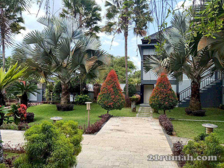 For SALE Wonderful Villa Beachside Saba, Gianyar