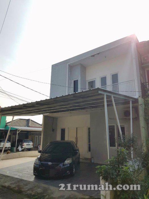 Dijual rumah 2 lantai di hook 