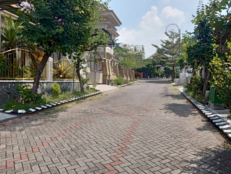 RUMAH MEWAH SIAP HUNI HARGA NEGO di Bukit Cemara Tujuh (BCT) Malang