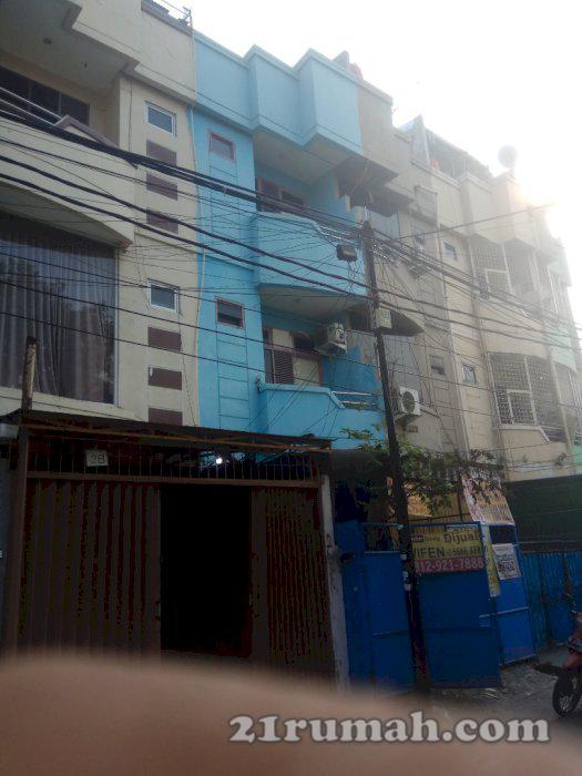 Super ruko di Mangga besar Taman Sari jalan lebar 2 mobil 