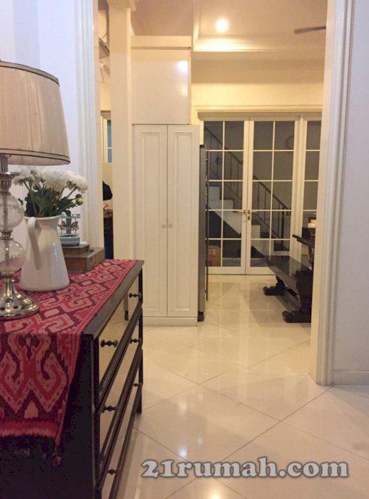 Rumah dijual Taman Kedoya Baru