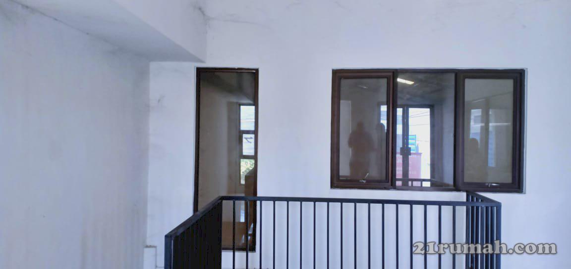 39_DISEWAKAN GUDANG FORTUNE D-15 LB 330 m2 ROOMO KALISARI