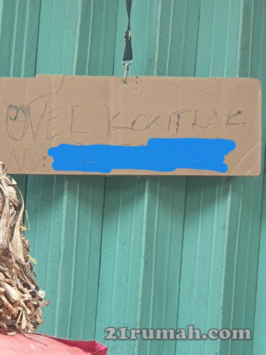 Over kontrak tempat strategis ramai dekat pasar gembrong