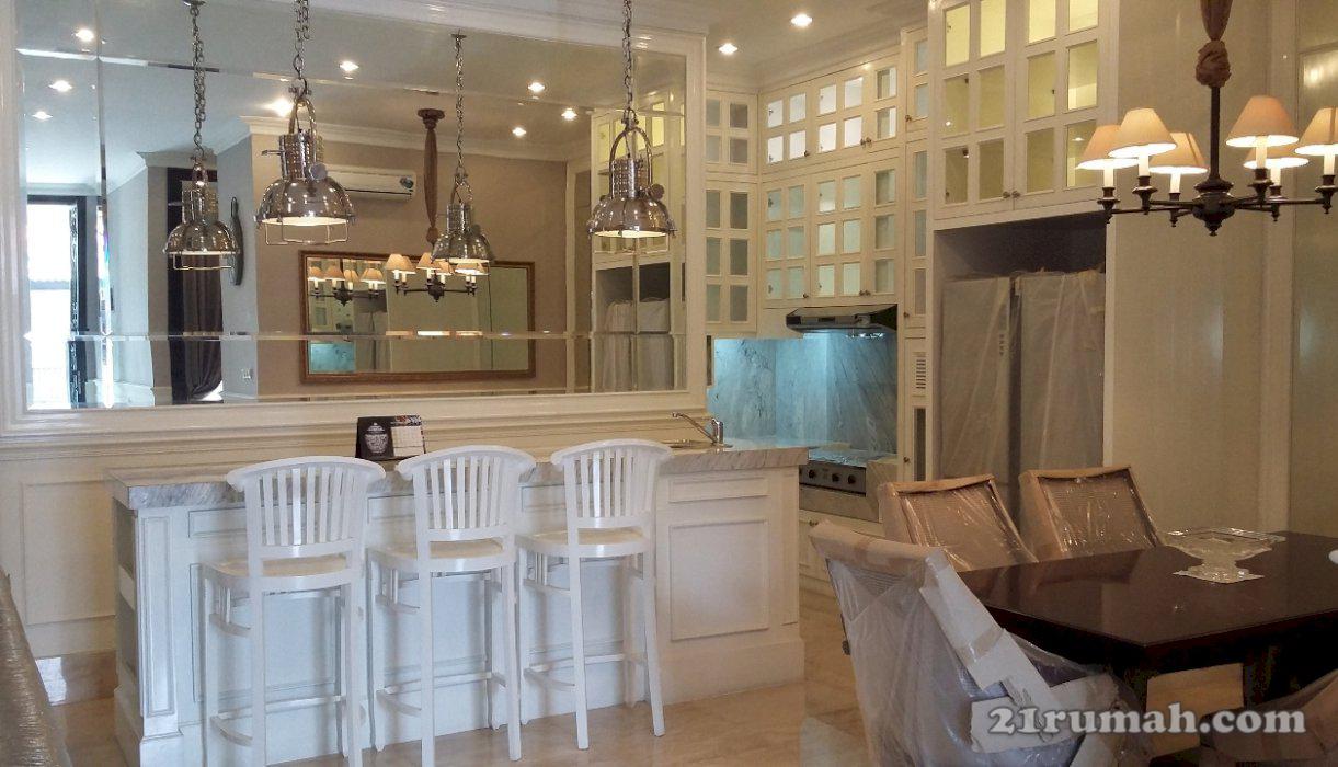 Rumah Baru Siap Huni di Pondok indah