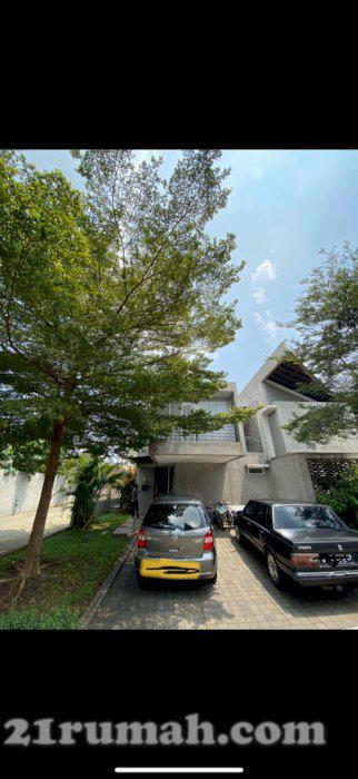 Town House Tenang dan Damai di Veteran Deplu, Kebayoran Lama, Jaksel