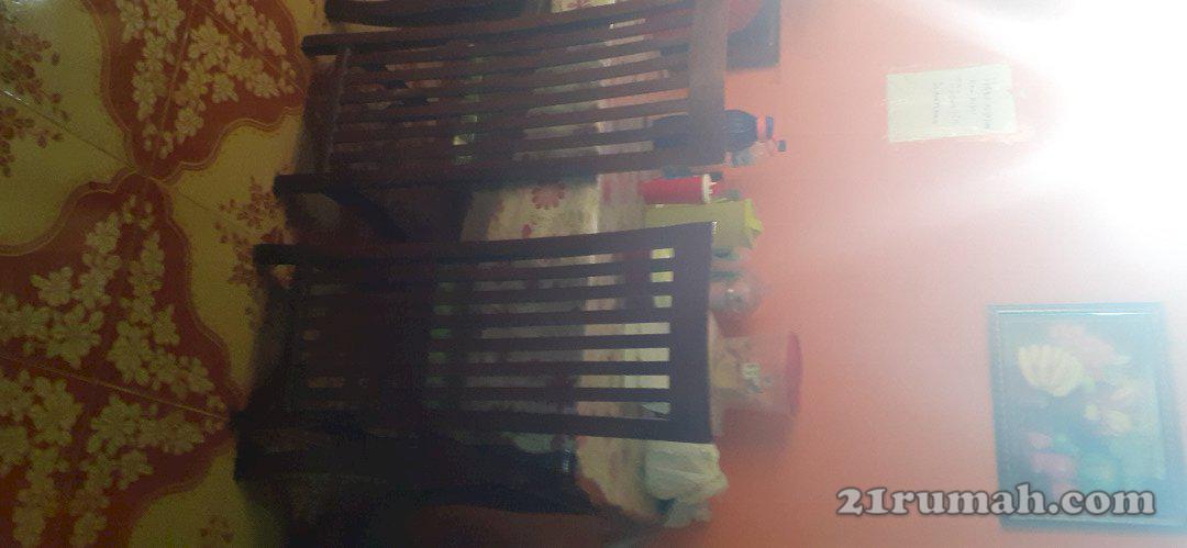 Disewakan rumah beserta barangnya