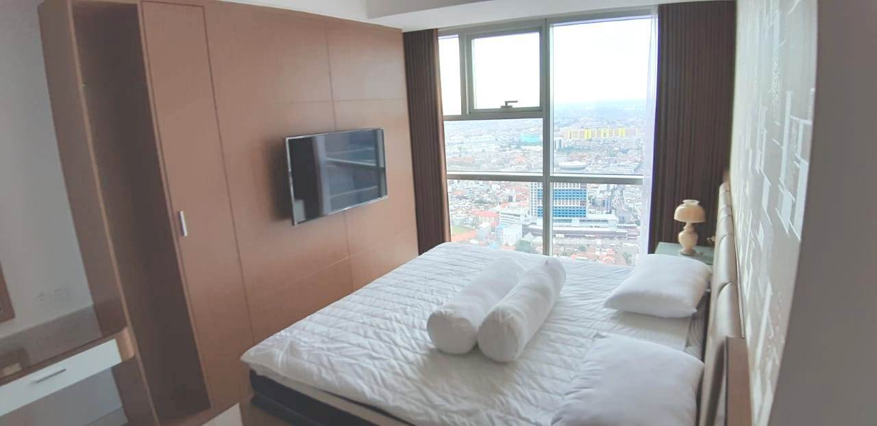 216_Disewakan Apartemen One Icon Residence 3BR Lt 36 Full Furnished