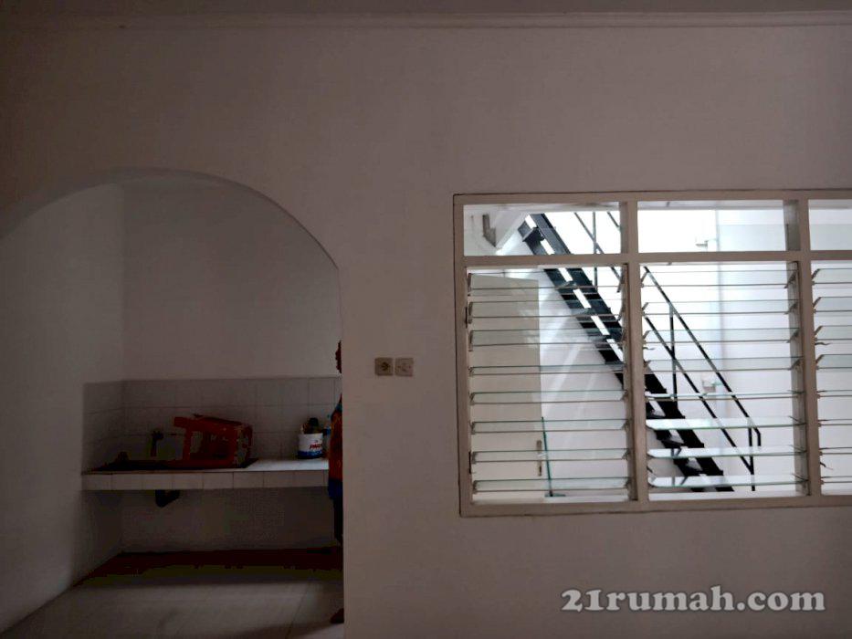 202_Dijual Rumah 1,5 lt Siap Huni di Klampis Semolo Timur Surabaya SHM