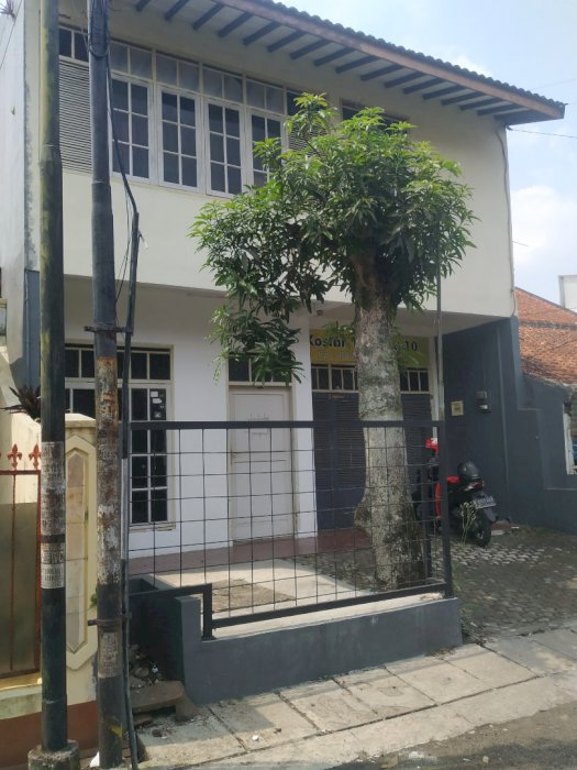 Dijual rumah diBandung tengah Sukaluyu Murah