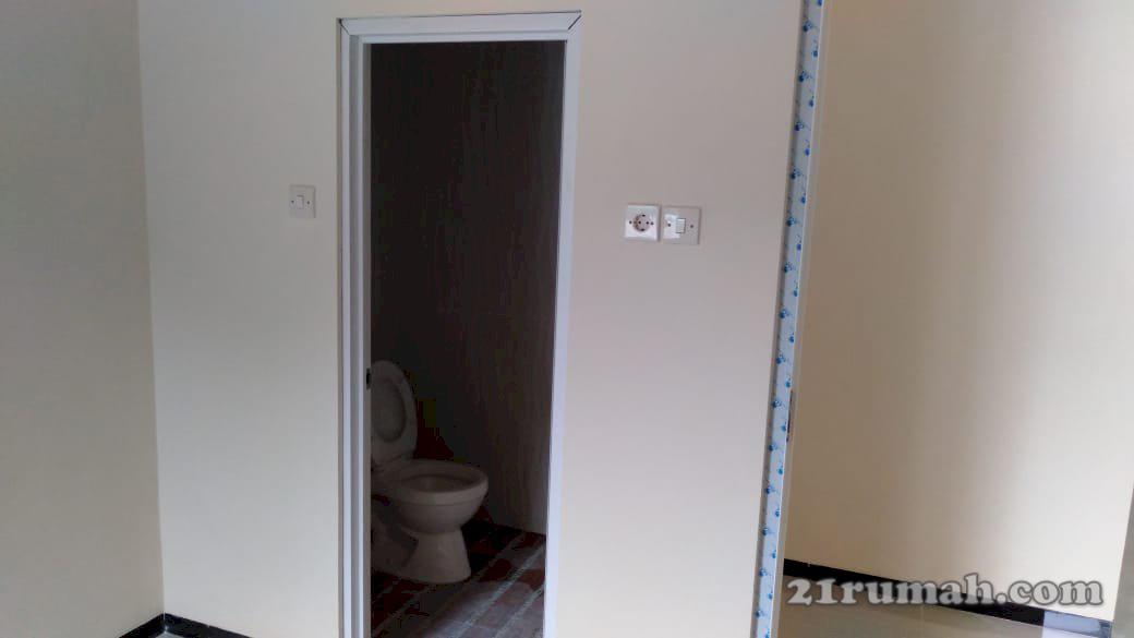 Rumah 2 Lantai Murah Ready Stok Dekat Dinas Kesehatan Sulfat Malang