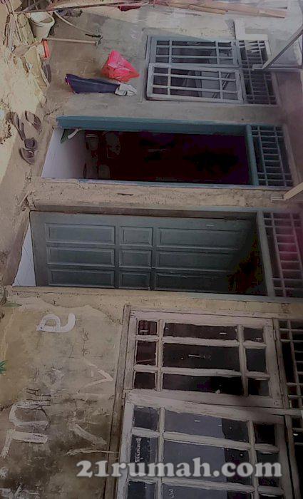Dijual rumah kontrakan 2 pintu