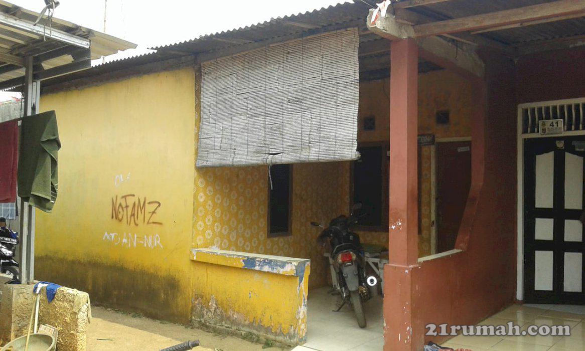 Dijual cepat rumah seken di perkambungan asri dan bebas banjir..