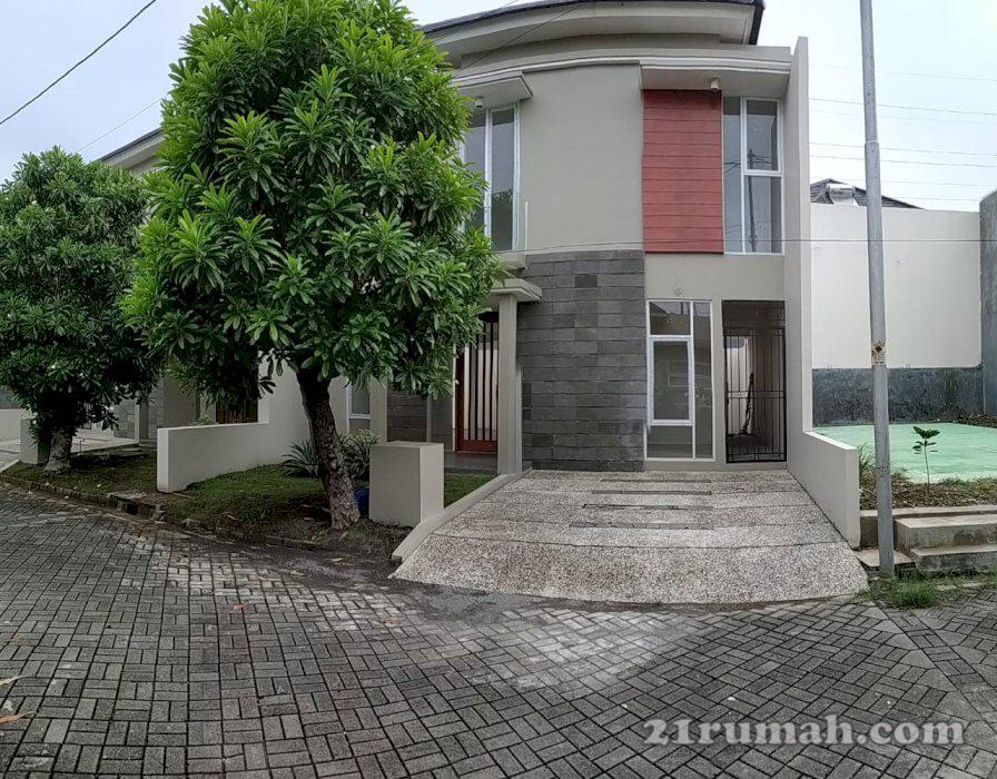 Rumah Mewah Tengah Kota Semarang