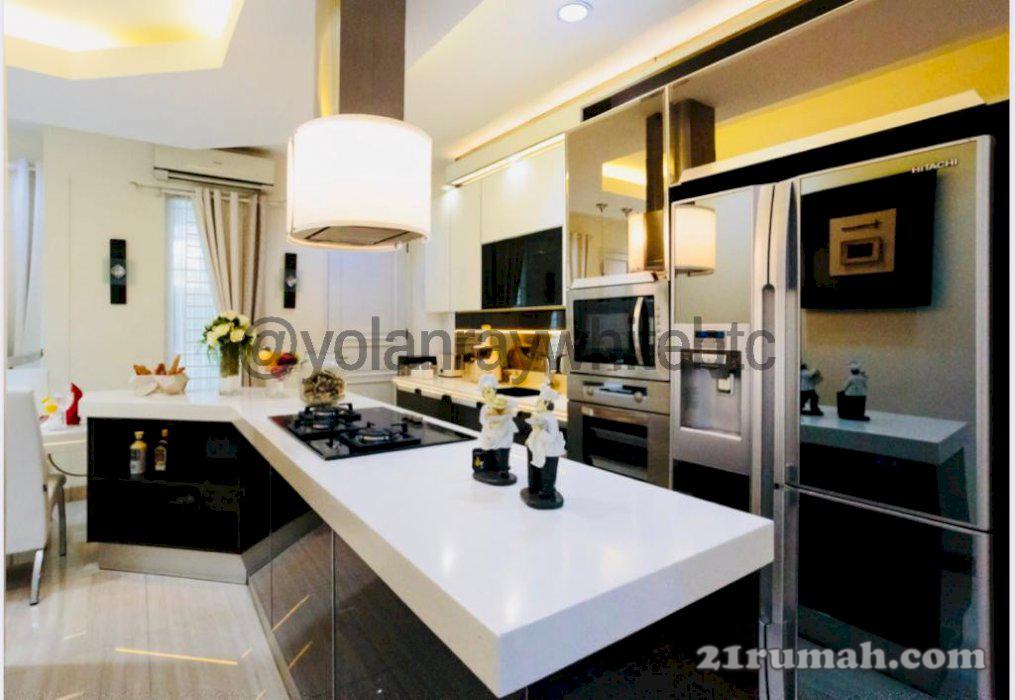 Rumah Cantik, Fully Furnished @ Pejaten Barat, Jakarta Selatan