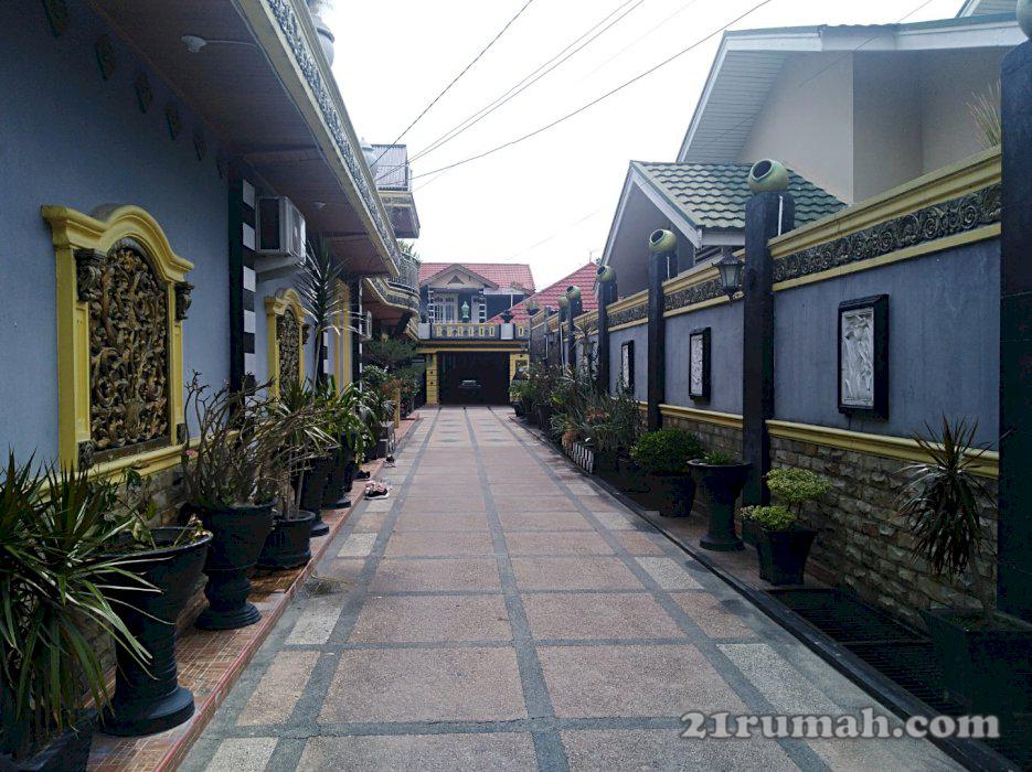 Dijual rumah pribadi & rumah sewa + kamar kost