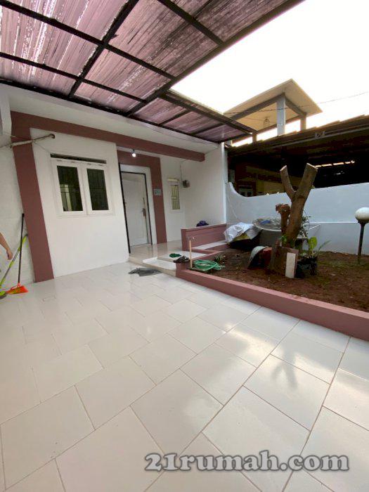 Rumah asri di perumahan Kirana Gardenia Sawangan
