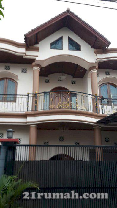 Dijual Rumah 2 Lantai siap huni