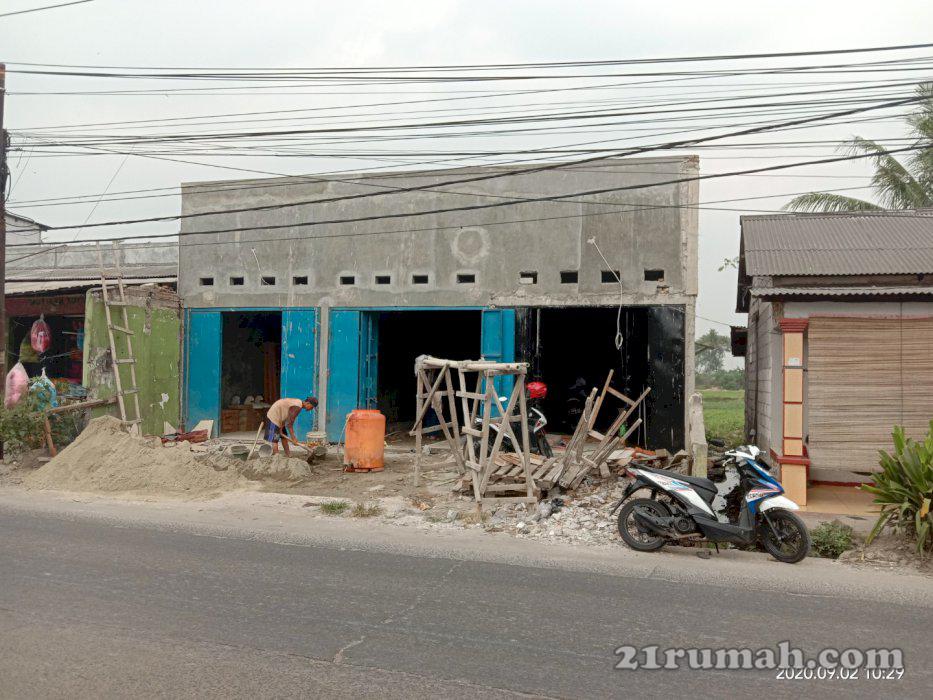 Kios murah pinggir jalan raya