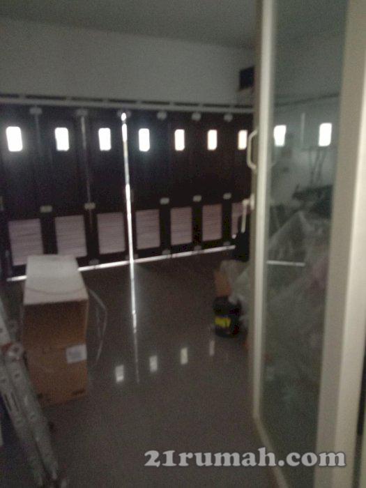 Rumah mewah  posisi di hook 