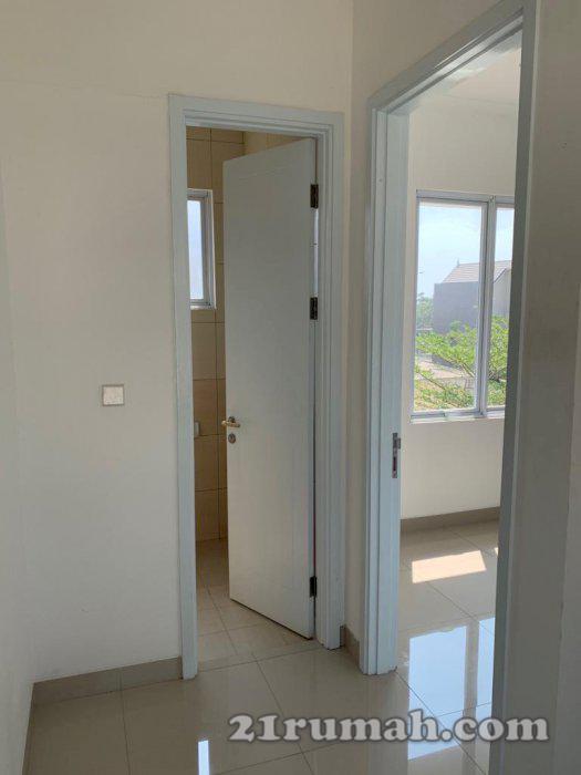 rumah lebar 8 thames jakarta garden city