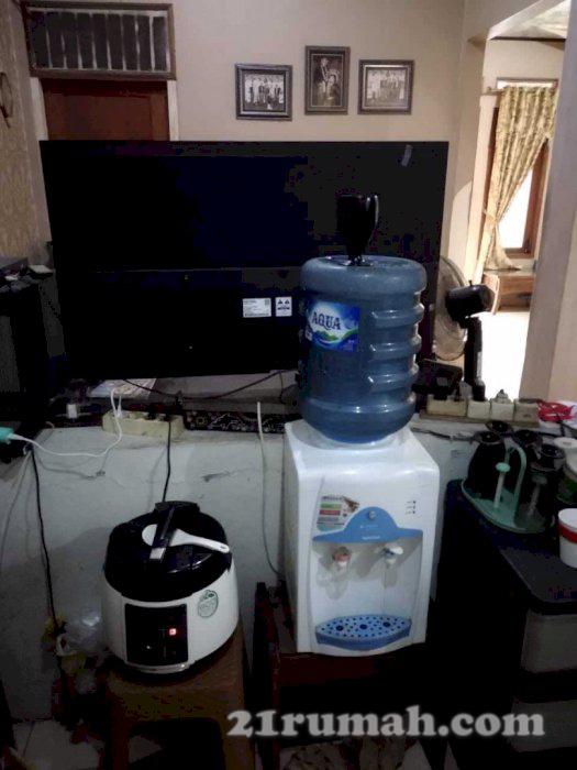 Rumah Ciputat Dekat Bintaro di Komplek Perumahan Cantik