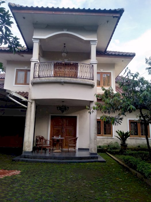 Rumah Gadog Puncak  Bogor Furnished Jati