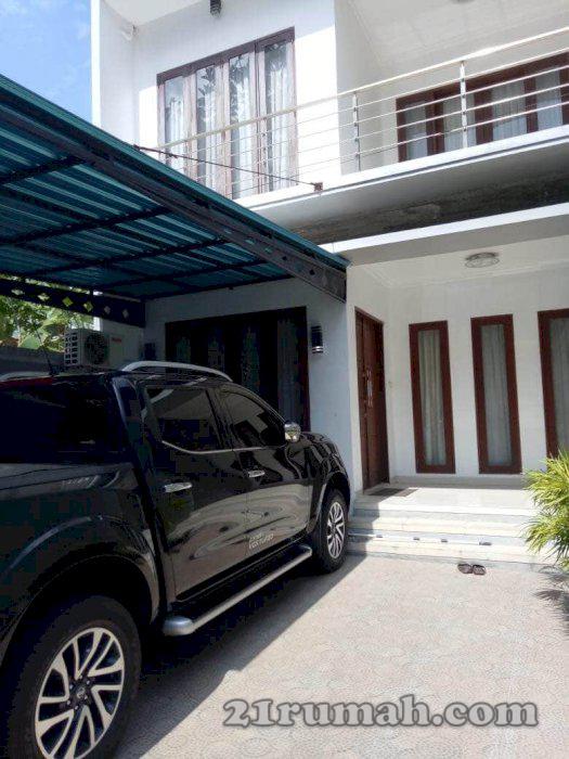 Rumah lantai 2 JAYAGIRI renon