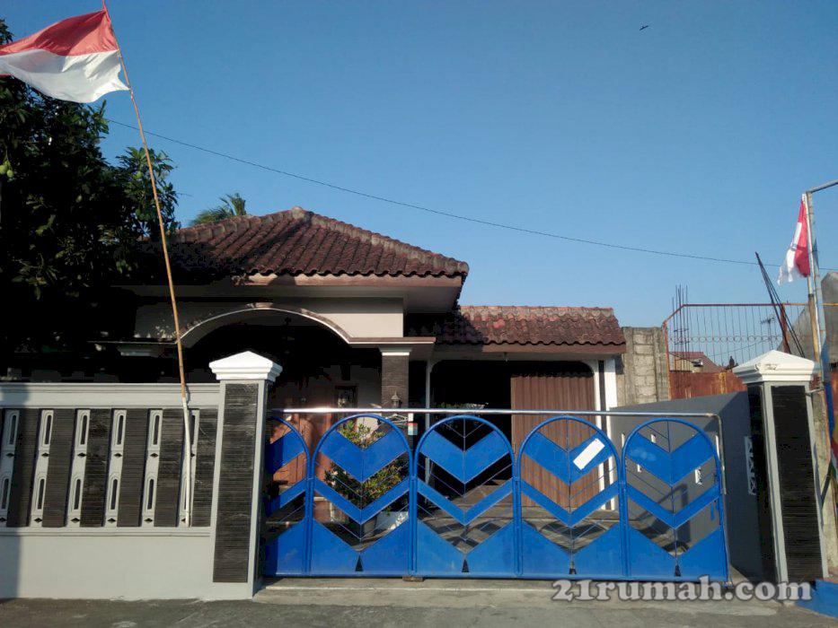 Rumah mewah dijual di Jln. Paris Km 9