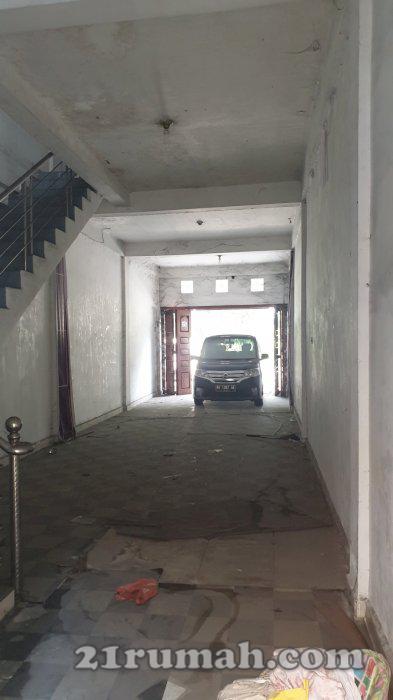 Dijual murah Ruko kosong full keramik