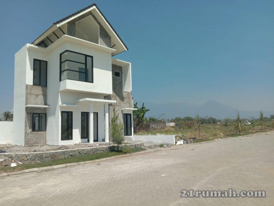 Rumah Mewah Full Fasilitas Dikawasan Kampus Malang