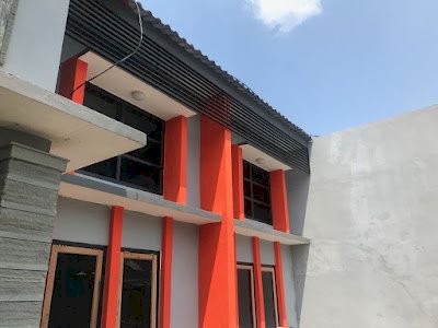 64-Dijual Rumah SHM 1,5 Lt, LT 180m LB 225m di Pondok Candra Sidoarjo