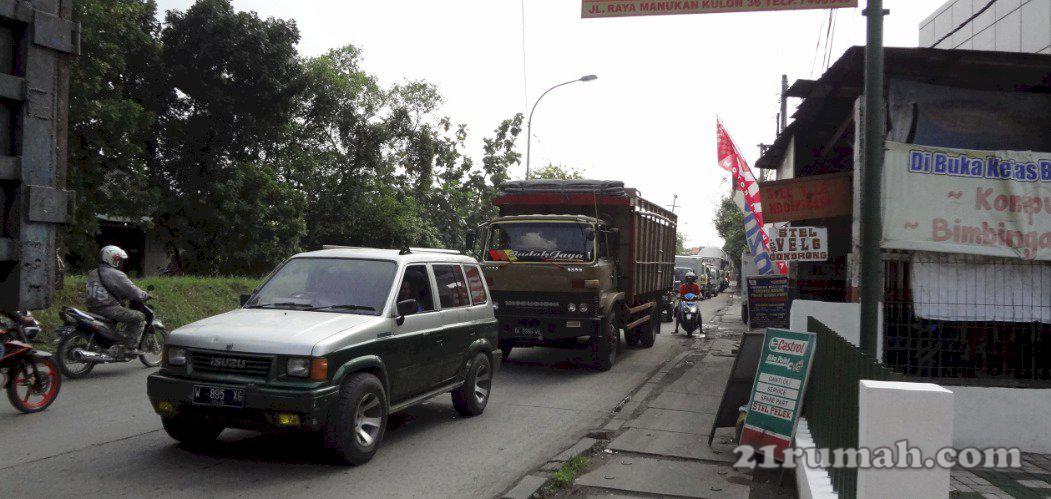 140_Disewakan Rumah Usaha Jl Raya Manukan Kulon Rumah 1 Lantai LT 400m