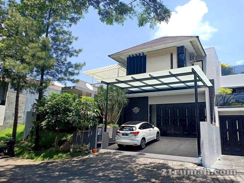 Rumah dijual di Riverside Blimbing Kota Malang Full Furniture mewah