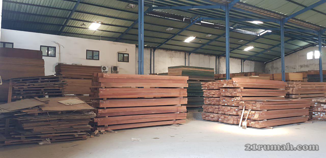 103_Dijual gudang Jl Dumar industri margomulyo SHM LT 1870m LB 1428m