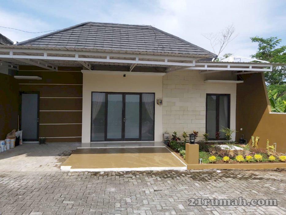 Rumah baru di tembalang,lokasi bukit view kota semarang