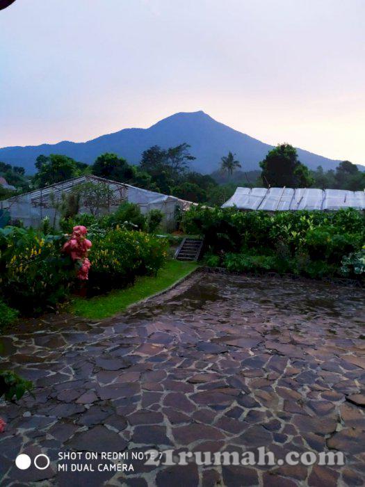 Dijual cepat villa dengan tanah Luas 3 ha kontur tanah rata Dan strategies 