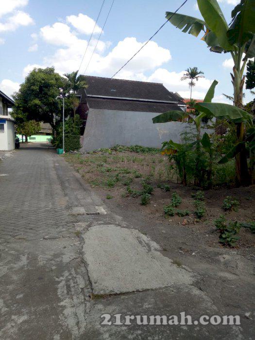 Tanah Bagus Selatan Hotel Hyatt jln Palagan Dekat Monjali