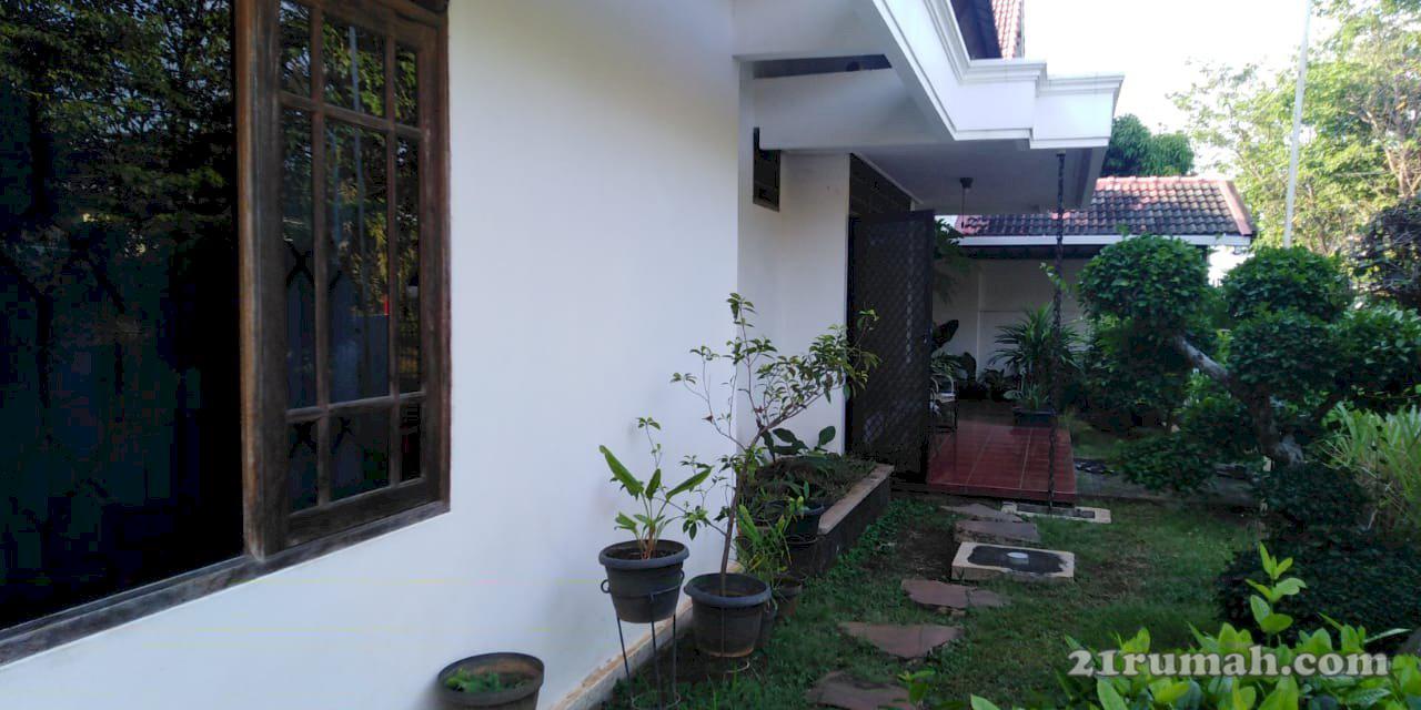 Rumah Luas Siap Pakai dan Bagus