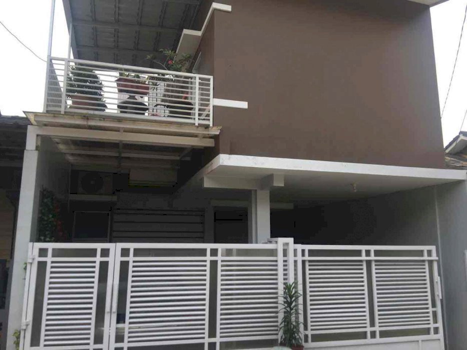 Rumah Ciledug dalam Cluster Siap Huni