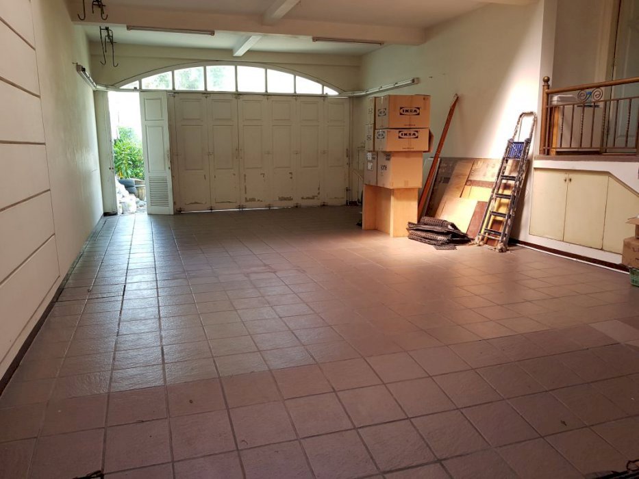 434_Disewakan Rumah LT 600m 20x30 di Dharmahusada Indah Timur Surabaya