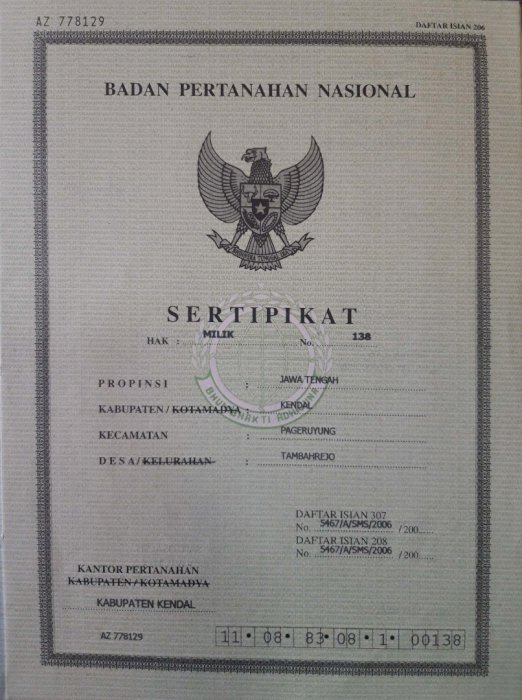 Tanah dan bangunan rumah, luas bangunan 100 m2 , listrik 900 VA & PDAM