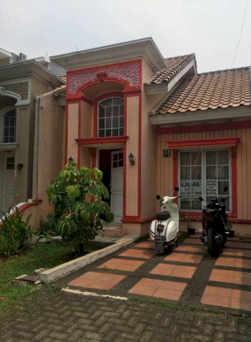 Dijual rumah second di Citra Grand Cibubur