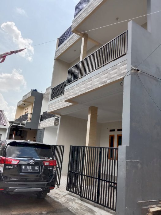 Rumah Baru Siap Huni Di Bintara Bekasi