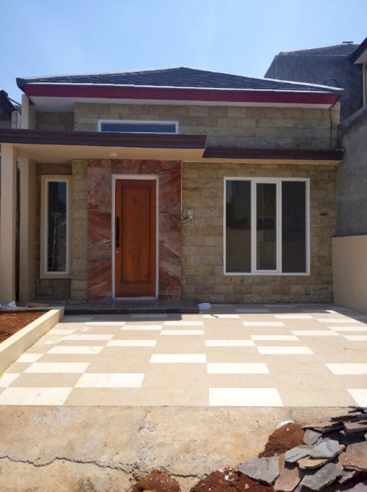 rumah lt 1 lokasi ditengah kota Pati desain modern minimalis