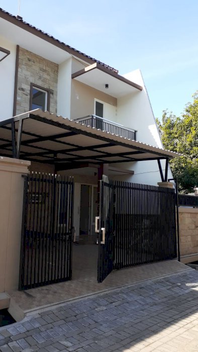 Jual rumah baru minimalis di Gayung Kebonsari Surabaya (Siap KPR)