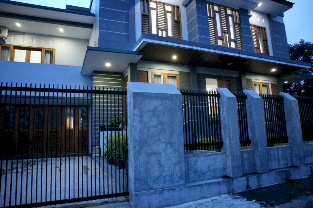 Rumah mewah dengan Kolam Renang Palagan Yogyakarta