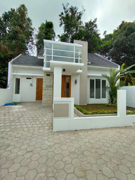 Rumah baru di lokasi premium