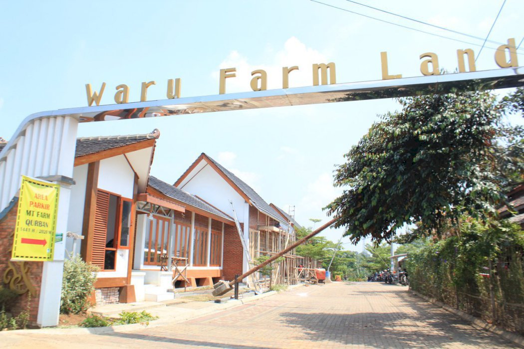 Hunian Minimalis Gaya Eropa Tasnim Vintage di Waru Farm Land 