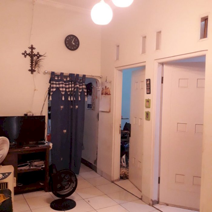 Rumah 2 lantai duta bintaro  klaster kintamani Tangerang